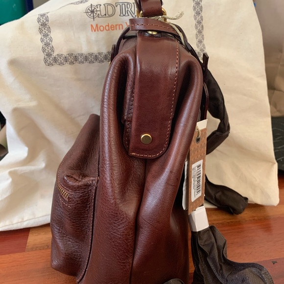 Convertible Doctor Backpack - Picture 4 of 7